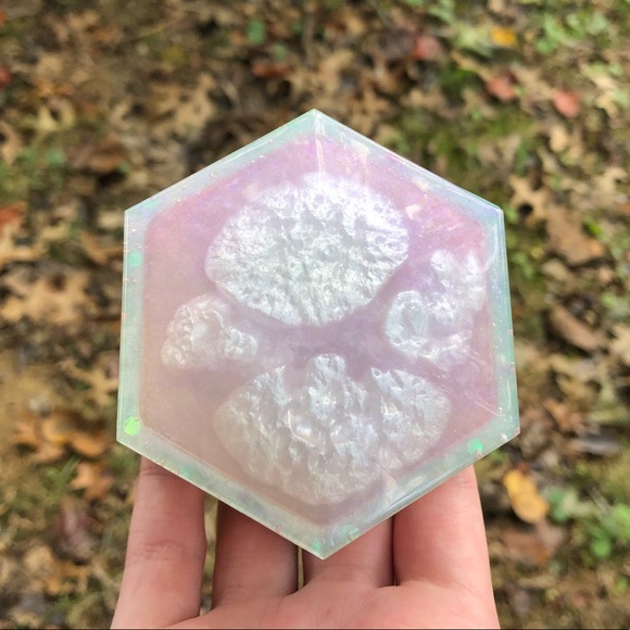 Handmade Sky UV Resin Trinket Box - Picture 4 of 16